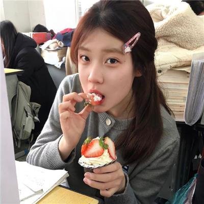 不该凋谢的玫瑰